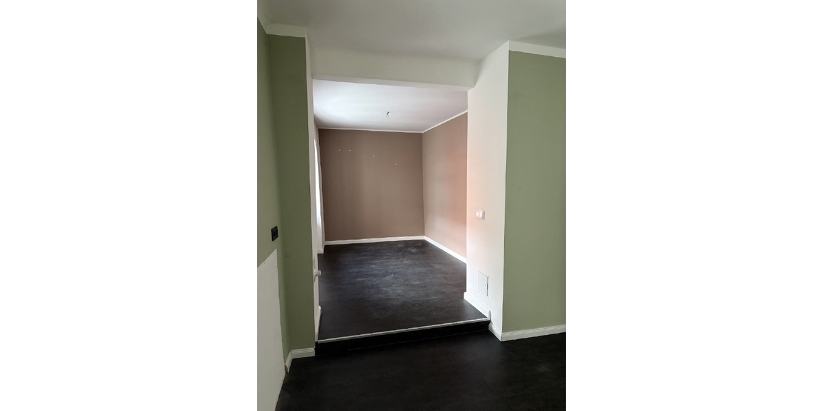 Küche mit Blick ins Esszimmer