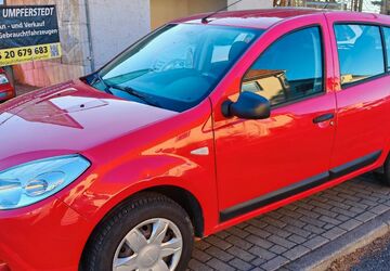 Dacia Sandero 185.000 km 990 &euro; Umpferstedt 99441