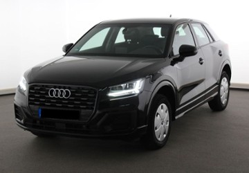 Audi Q2 64.000 km 17.990 &euro; Erfurt 99092