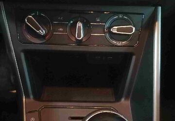 VW Polo 67.864 km 13.900 &euro; Dachwig 99100