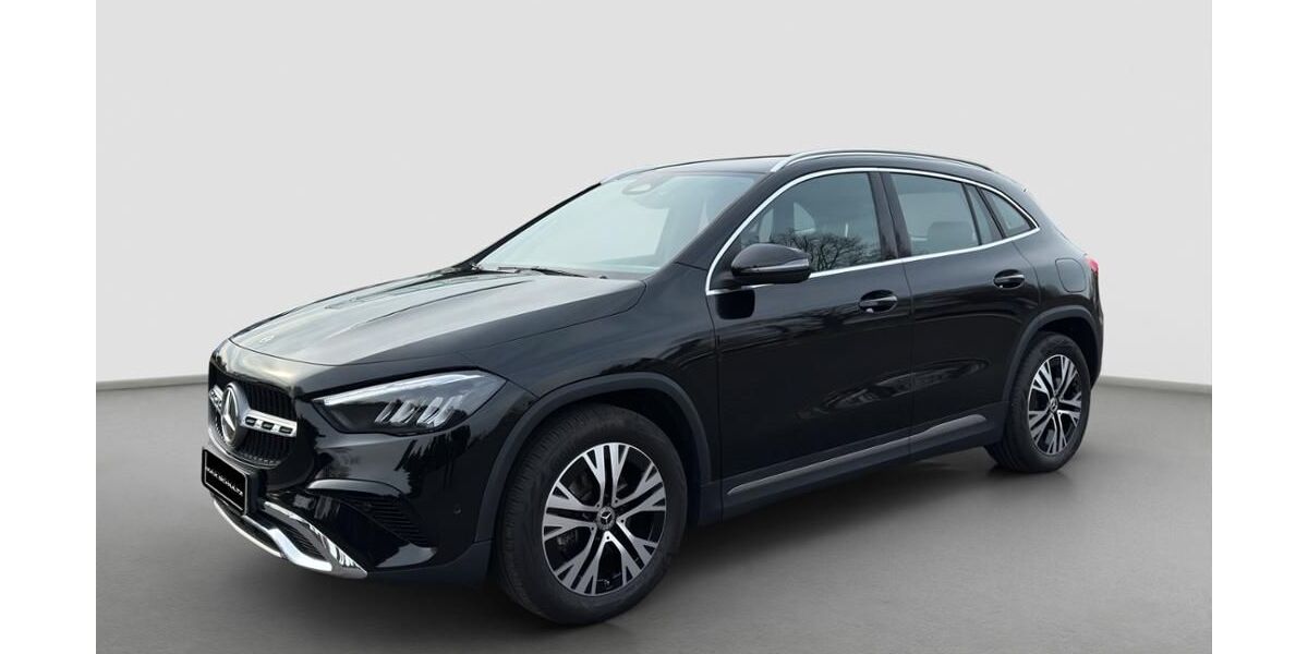 Mercedes-Benz GLA 200 8.000 km 38.880 &euro; Erfurt 99091