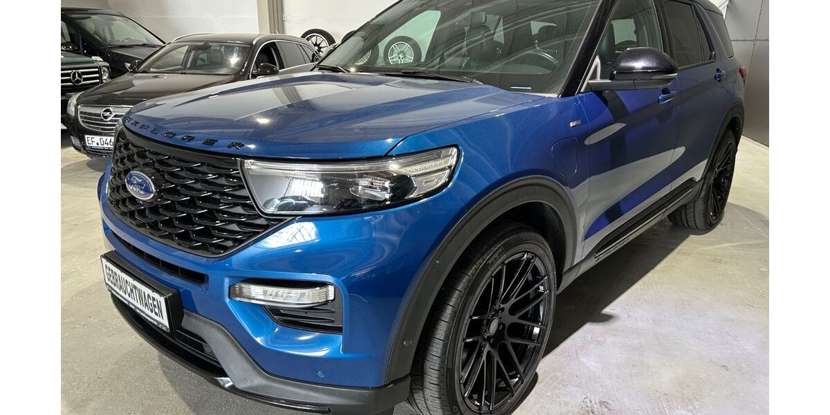 Ford Explorer 137.756 km 33.500 &euro; Erfurt 99085