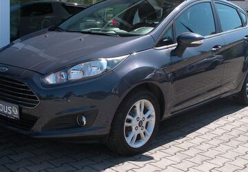 Ford Fiesta 48.905 km 6.990 &euro; Gelmeroda 99428