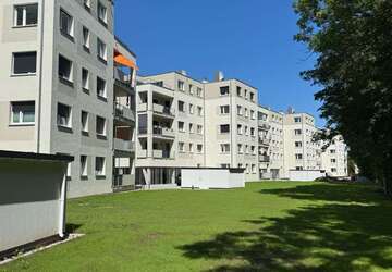 Wohnung Ichtershausen Ichtershausen - 3 Zimmer, 94 m&sup2;, 1.000&euro; | Angebot:27540697