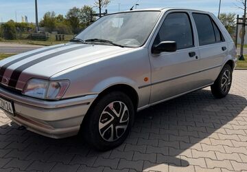 Ford Fiesta 98.685 km 2.000 &euro; Erfurt 99089
