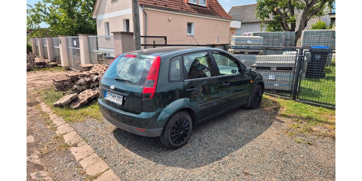 Ford Fiesta 73.936 km 799 &euro; Erfurt 99090