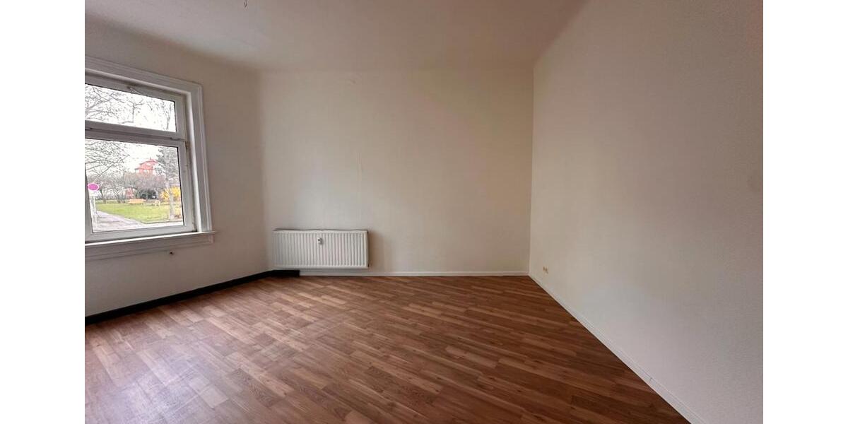 Etagenwohnung Gotha - 3 Zimmer, 90 m&sup2;, 580&euro; | Angebot:25975034