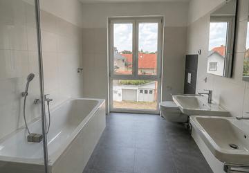 Wohnung Gotha - 4 Zimmer, 103 m&sup2;, 1.238&euro; | Angebot:27286071