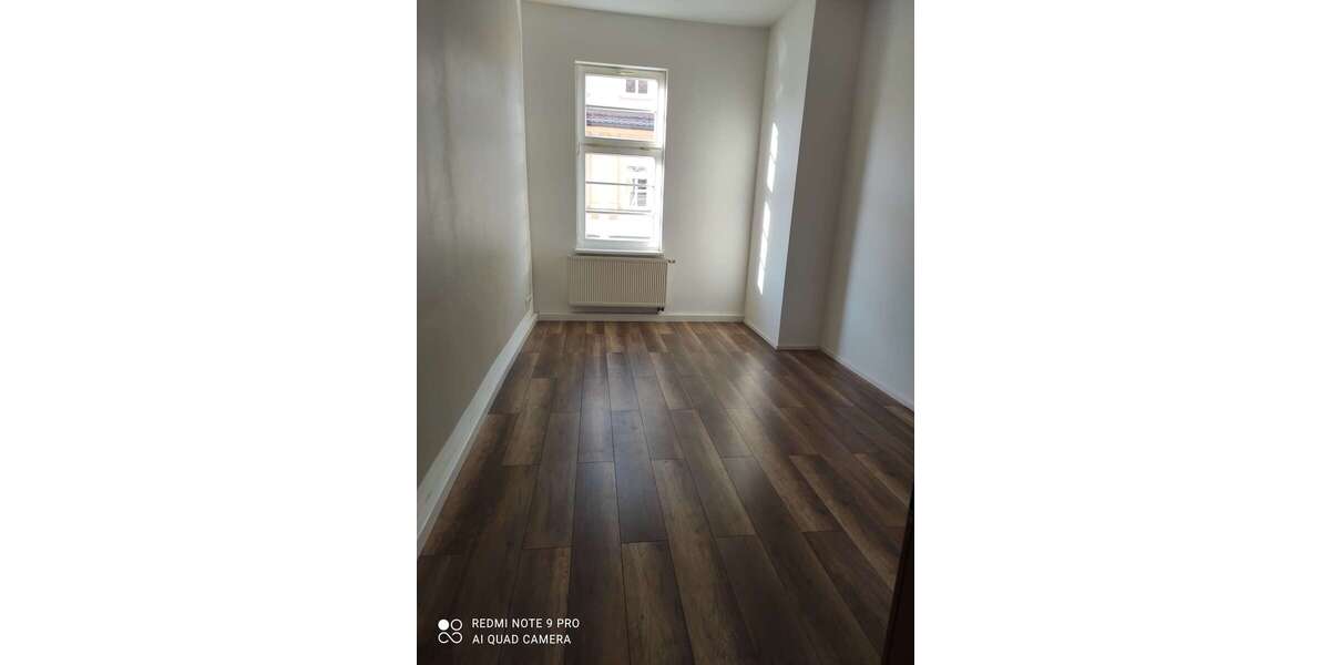 Etagenwohnung Arnstadt - 4 Zimmer, 109 m&sup2;, 875&euro; | Angebot:27010195