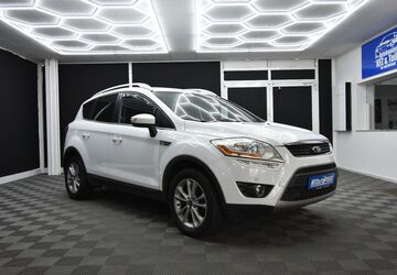 Ford Kuga 127.000 km 8.980 &euro; Erfurt 99092