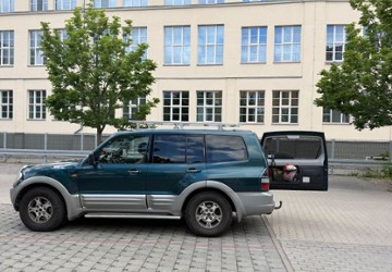 Mitsubishi Pajero 249.000 km 8.490 &euro; Erfurt 99099