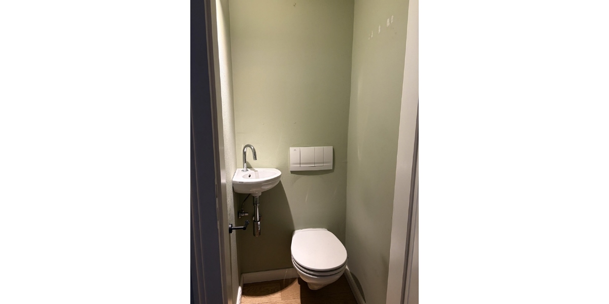 Gäste WC unten